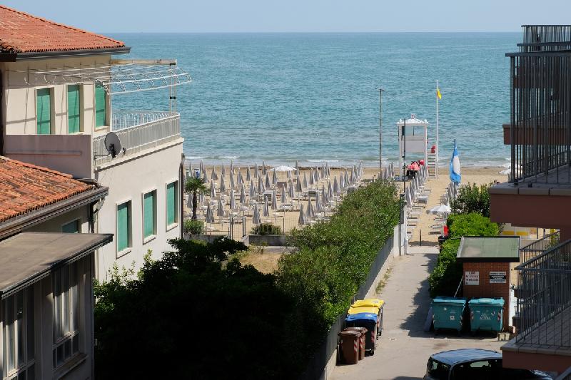 Affitto Jesolo Condominio Shopping Center D10